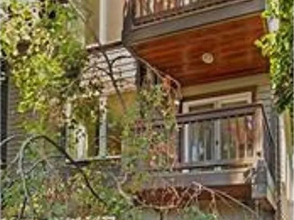 1751 NW 59th St #A, Seattle, WA 98107