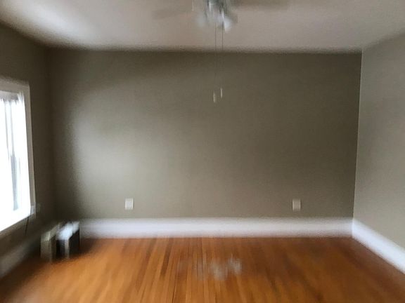3rd image of 535 Eagle St APT 2