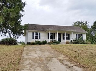 595 Town Branch Rd, Jeffersonville, KY 40337