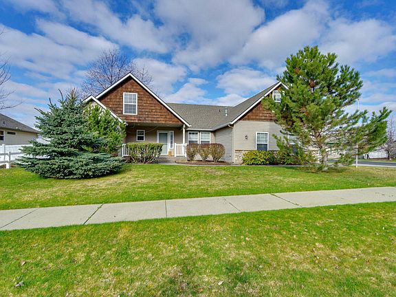 2nd image of 4451 N Huntercrest Dr