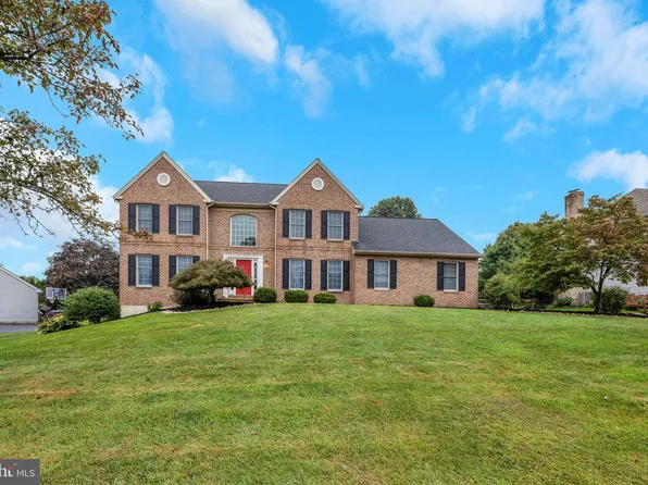 44 Taylors Farm Dr, Newark, DE 19711