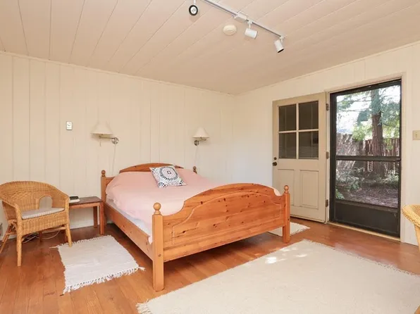 (undisclosed Address), Los Altos, CA 94022