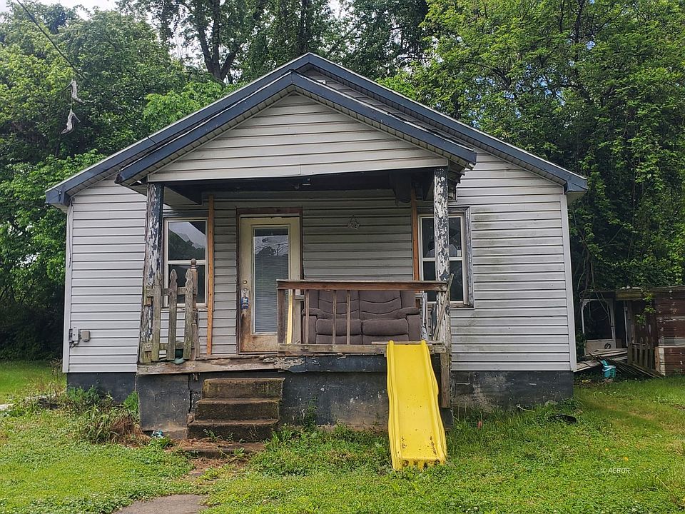 1st image of 313 & 315 Ridgeway St