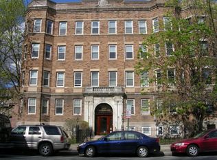 235 Park Dr APT 13, Boston, MA 02215