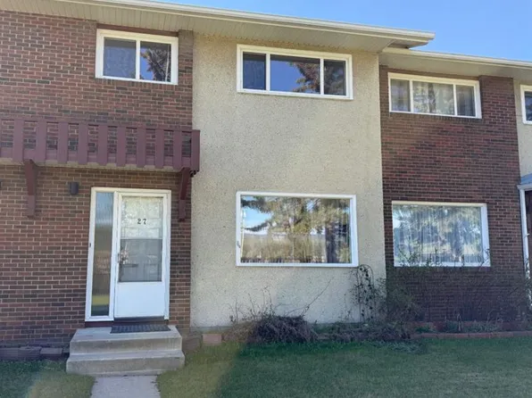 441 S Switzer Dr #27, Hinton, AB T7V 1Z7