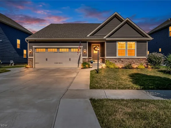 9239 Nash Ln, North Ridgeville, OH 44039