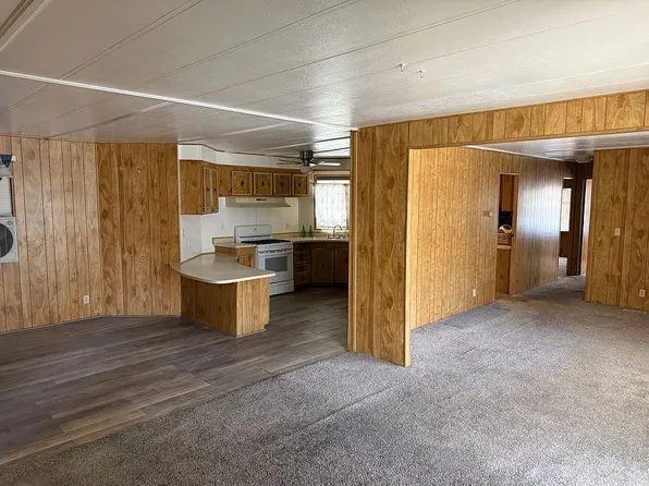 1301 E Avenue I Space 135, Lancaster, CA 93535