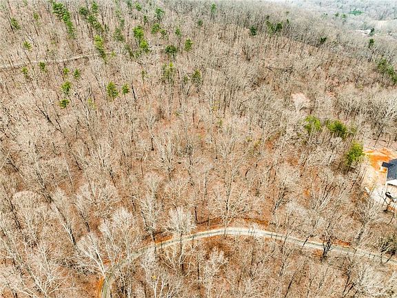 5th image of 8 Mount Mincie Rd