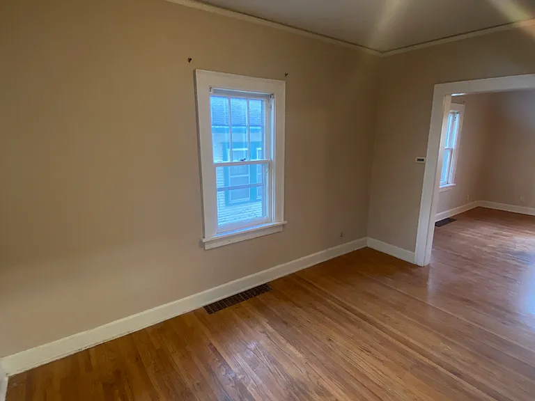 4525 Hillside St — Photo 4