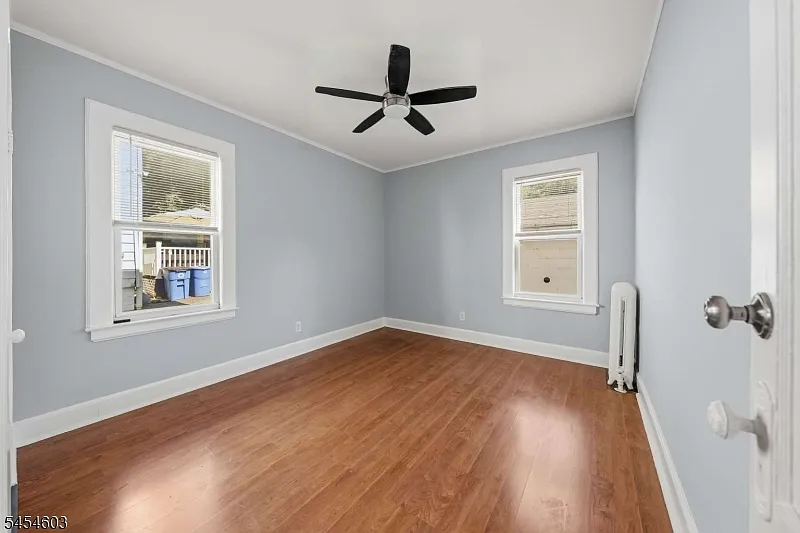 3 bed, 1.0 bath, $3,000 — Photo 4