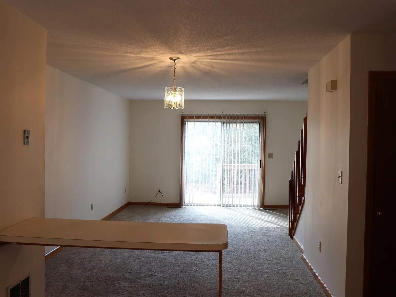 2 bed, 1.5 bath, 1020 sqft, $1,500 — Photo 2