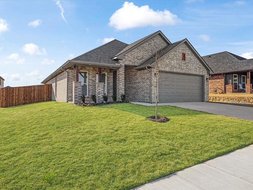1st image of 4300 Hummingbird Dr