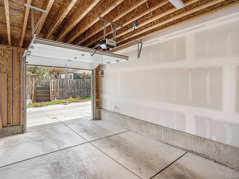1074 Knox Ct #A — Photo 23