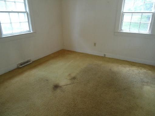 5th image of 2123 Willow St