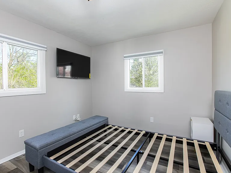 1250 Portage Ave #3 — Photo 26