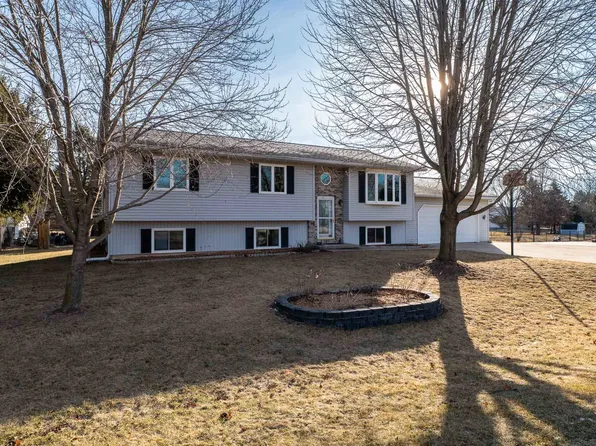 304 Bellrose St, Belleville, WI 53508