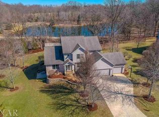 9195 Hardesty Run, Bloomington, IL 61705