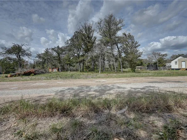 Pin Oak St, Somerville, TX 77879