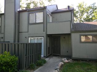 6103 Bent Tree Ct, Charlotte, NC