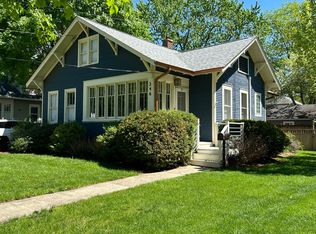 246 N Jefferson St, Batavia, IL 60510