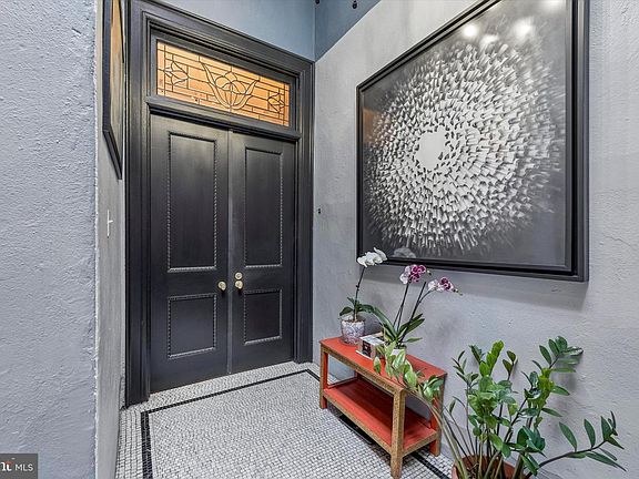 4th image of 1830 Rittenhouse Sq APT 19A