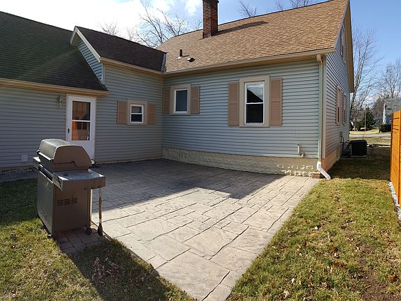 2nd image of 244 Ohio Ave