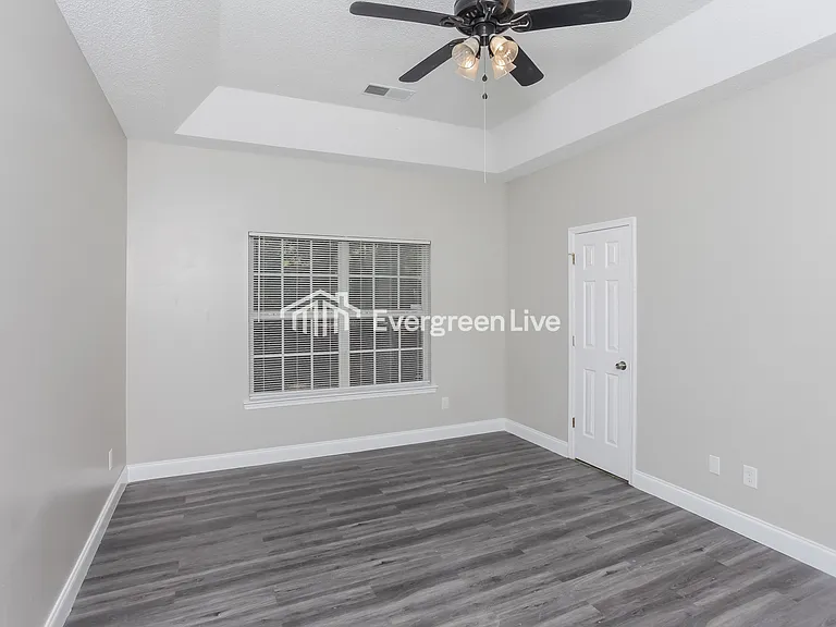 240 Turning Leaf Dr — Photo 9