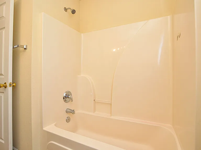8415 Spirea Ct — Photo 28