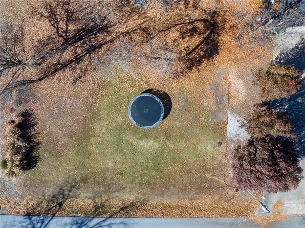 Sullivan Dr, Bella Vista, AR 72714