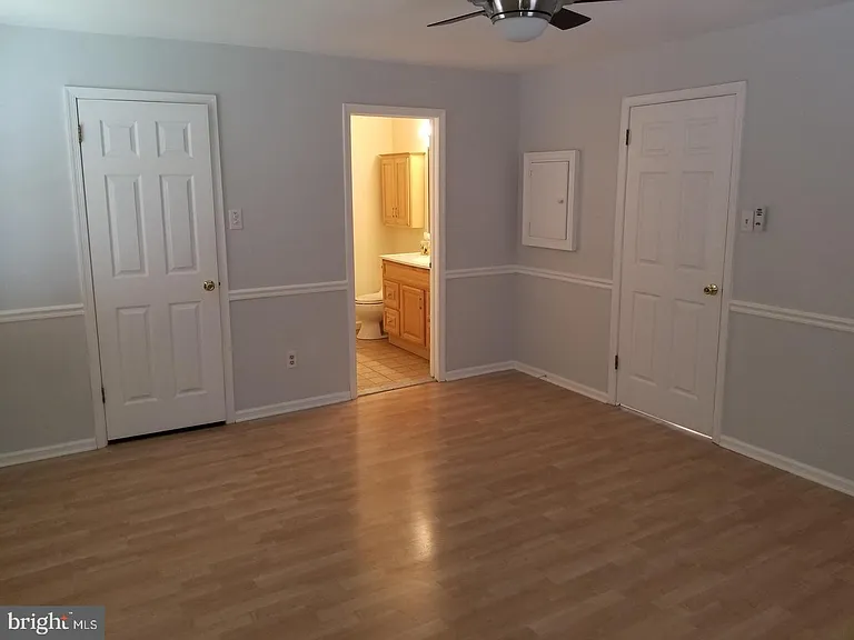 932 Washington Pl #32 — Photo 13