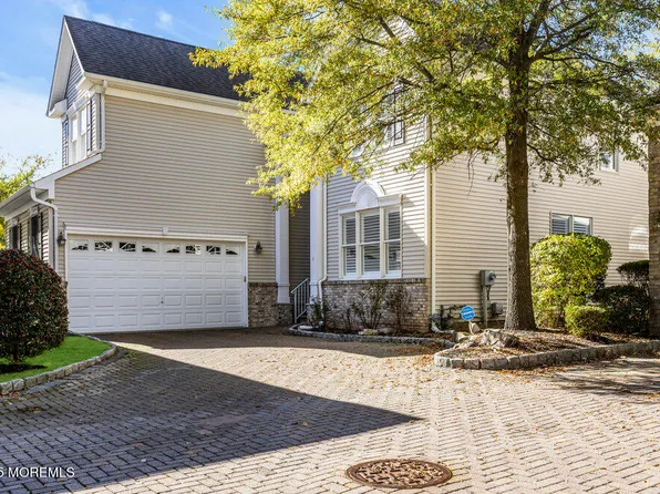 4 Isabella Court, Atlantic Highlands, NJ 07716