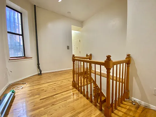 Rented by Crosstown Apartments NYC | media 15