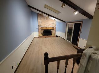 738 Powell Ln, Lewiston, NY 14092