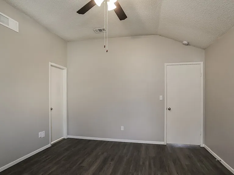 9723 Orangevale Dr — Photo 9