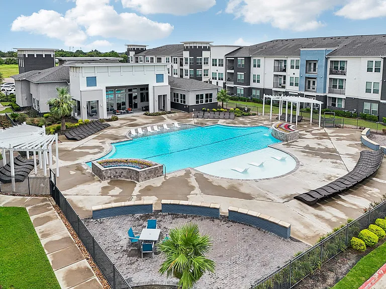 Vista at Southwinds — Photo 7