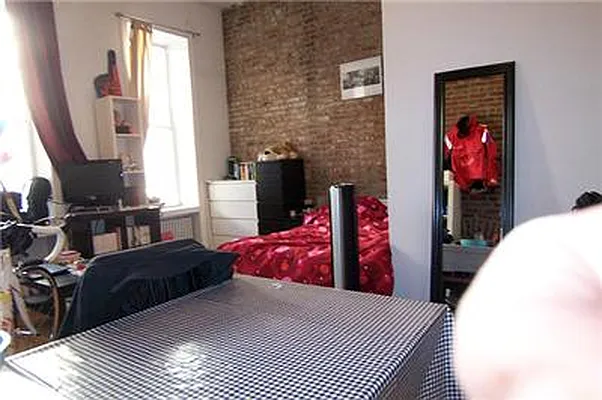 Rented by R New York | media 30