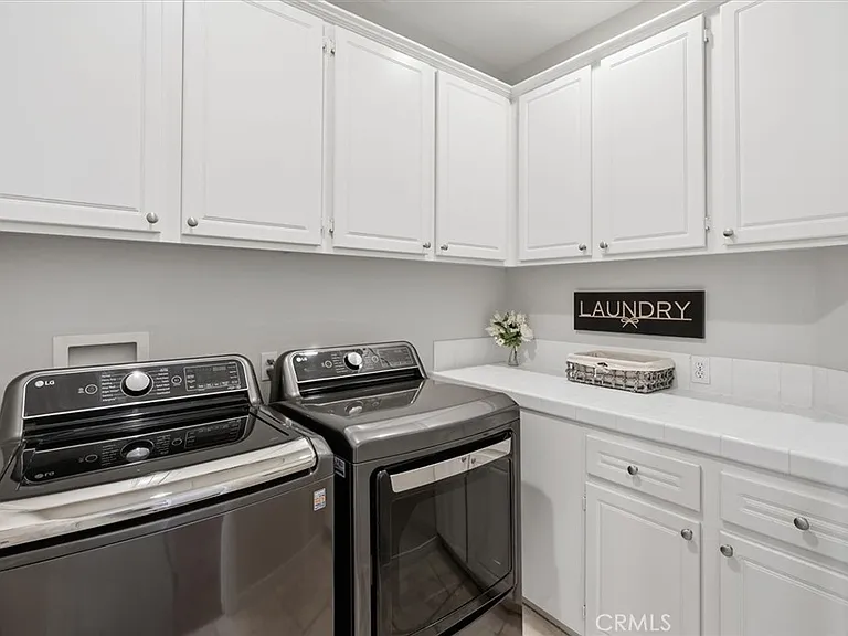 24231 Blossom Ct — Photo 43