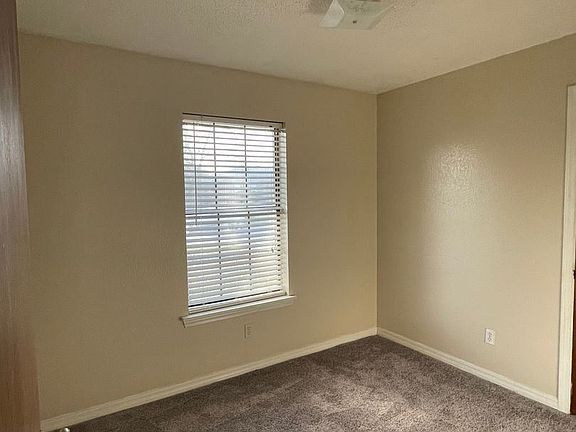 4th image of 5709 Catherine Dr