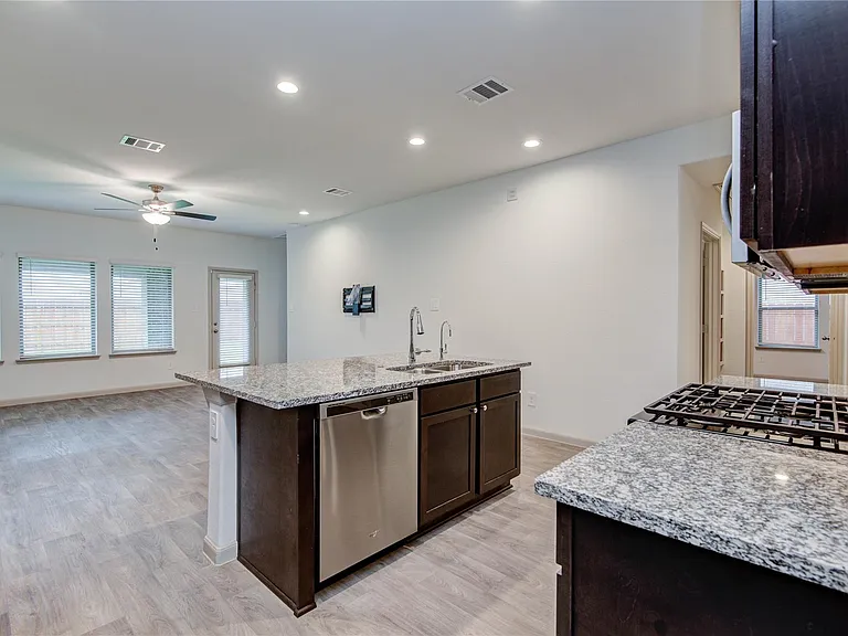 3507 Telford Ln — Photo 19