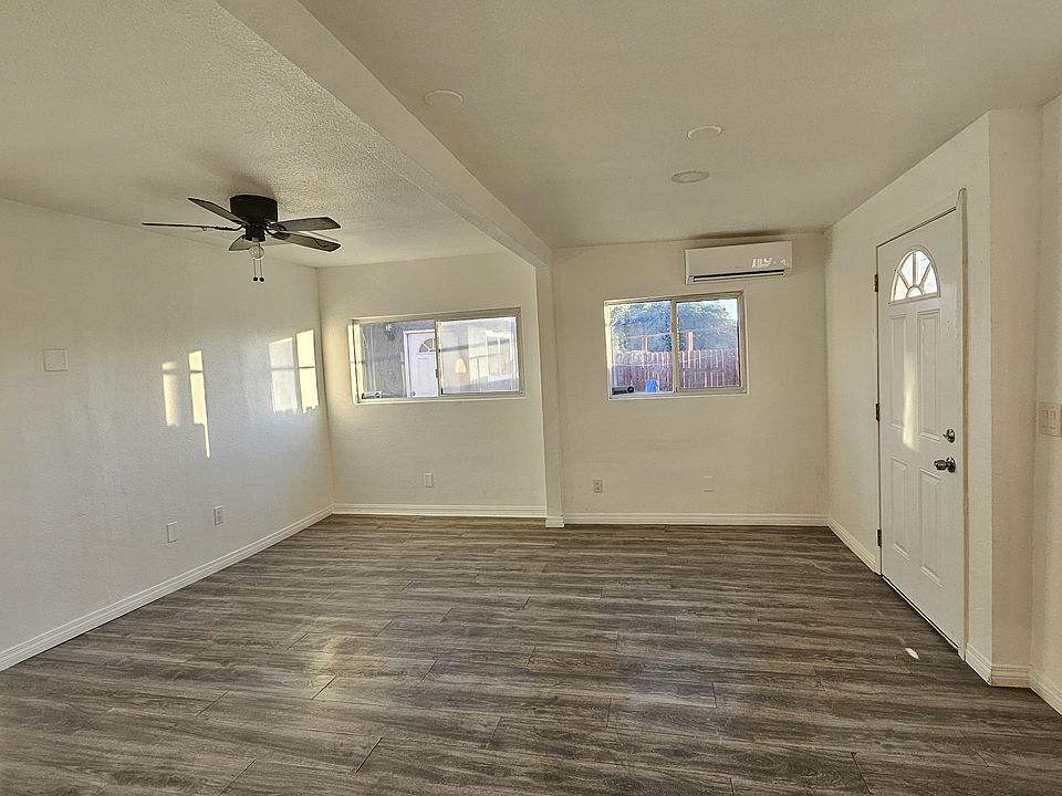 1st image of 322 E Main St Suite B