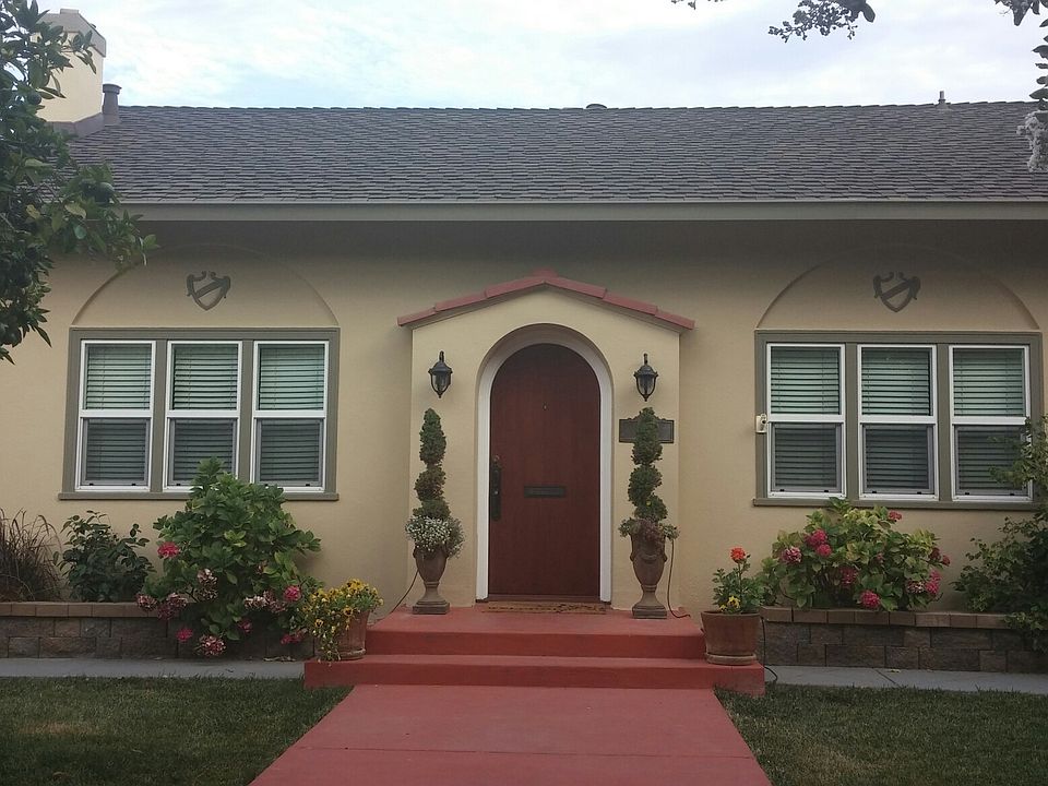 1st image of 1458 Hester Ave