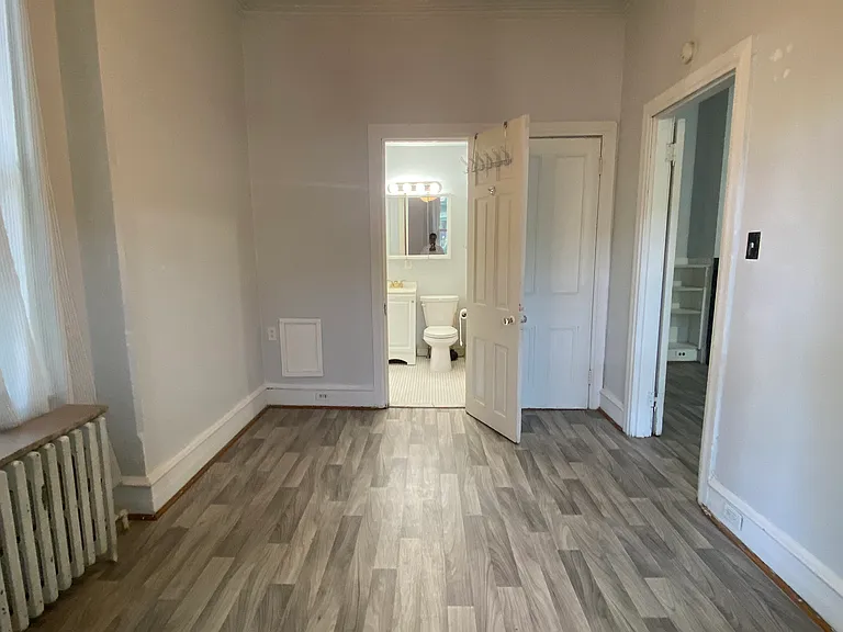 3605 Baring St #2R — Photo 3