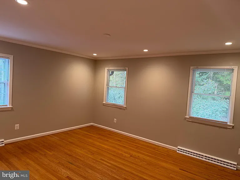 4005 King Arthur Rd — Photo 12