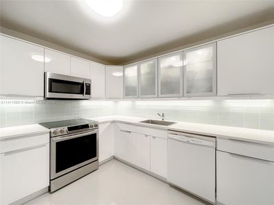 2750 NE 183rd St APT 1106, Aventura, FL, 33160