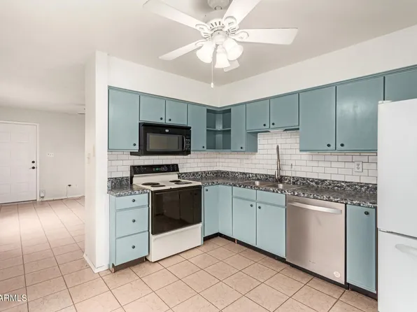 2110 S PINE Street, Tempe, AZ 85282