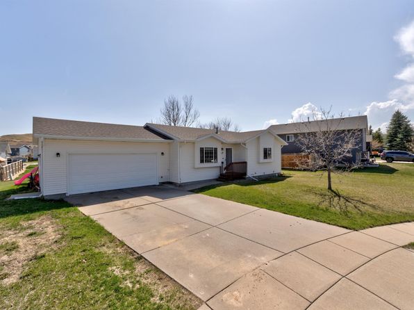 119 Soldier Field Ct, Rapid City, SD 57701
