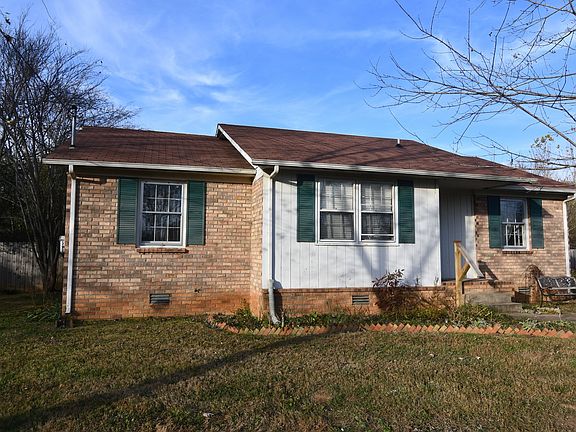 2nd image of 2747 Fawnwood Dr
