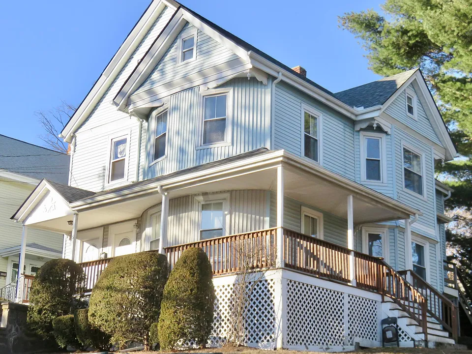 105 Plympton St #2