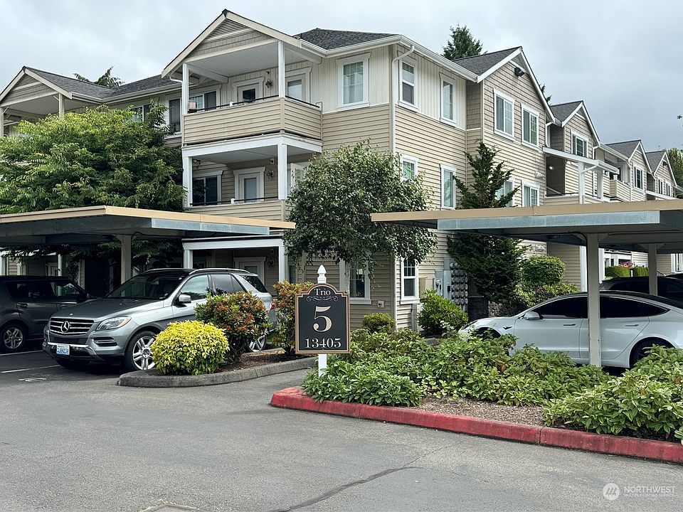 1st image of 13405 97th Avenue E #306