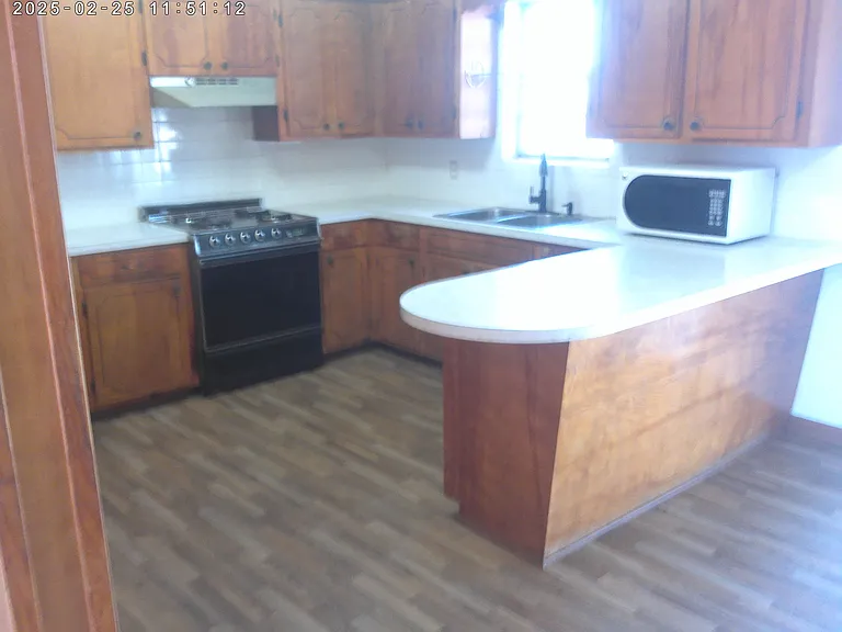 636 E Main St — Photo 34